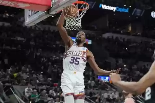 最佳阵容选哪个阵容(乔丹一共选入几次NBA最佳阵容)插图14
