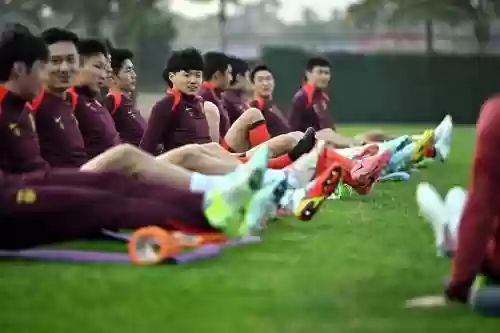 国足阵容集训插图1