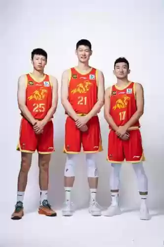 广厦年轻阵容插图