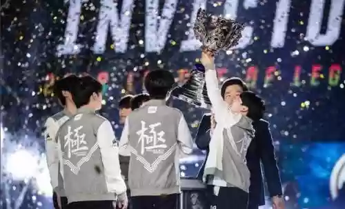 uzi教练阵容插图