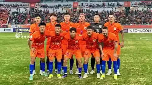 泰山鲁能阵容搭配插图