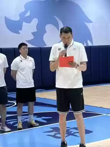 巩晓彬最强阵容插图1