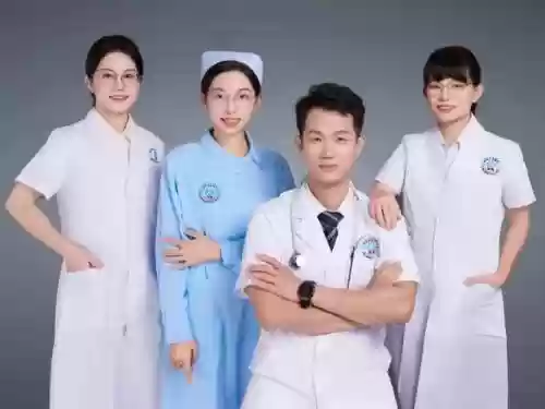 豪华阵容医生插图1